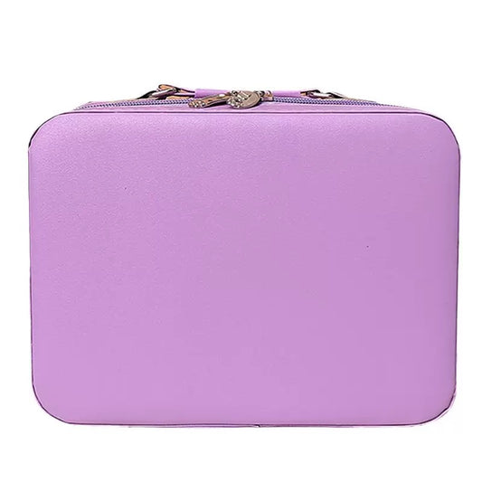 Make up box with things in it (choose in living)